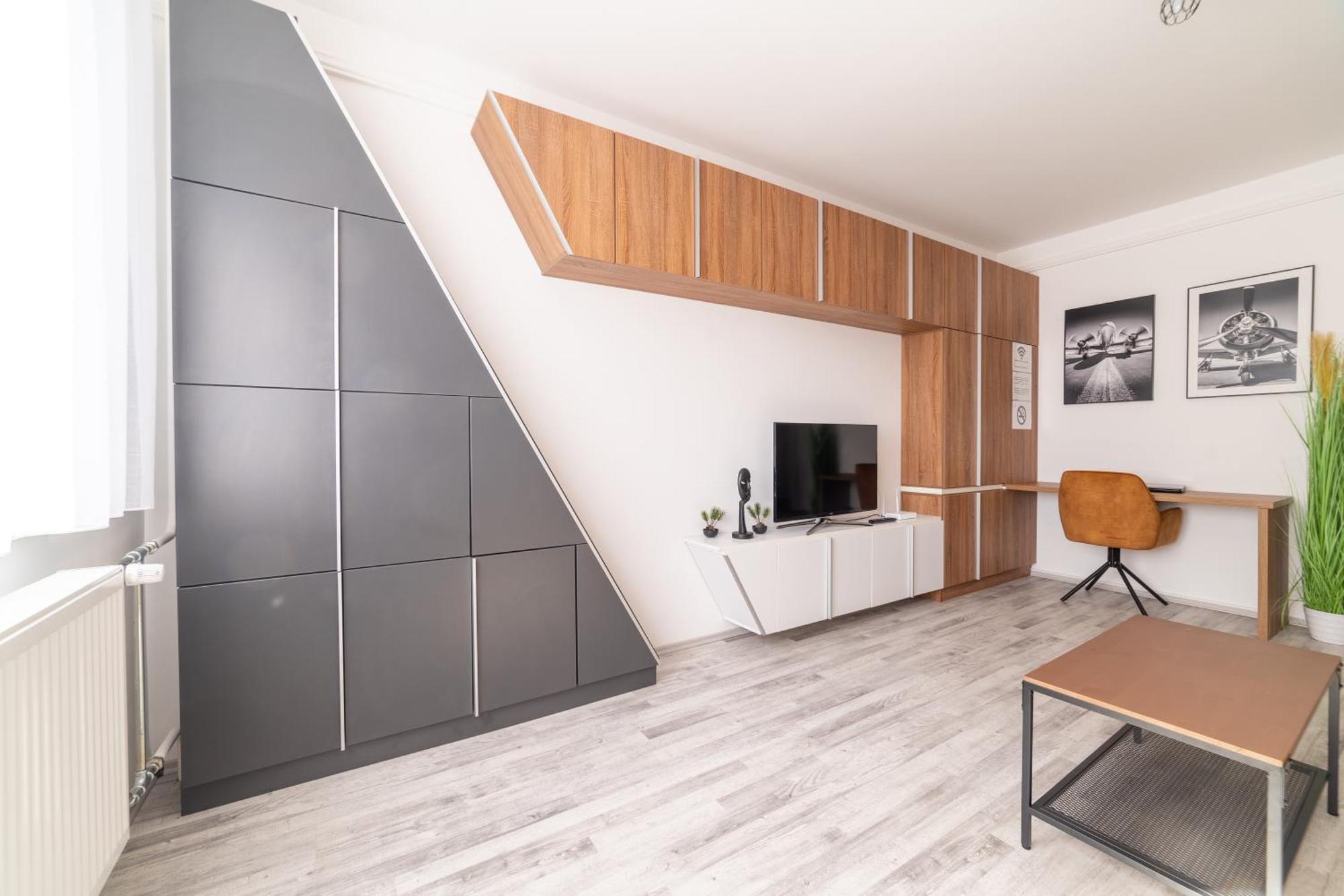 Comfort 18 - Best Family Layout- Balcony & Parking Μίσκολτς Εξωτερικό φωτογραφία
